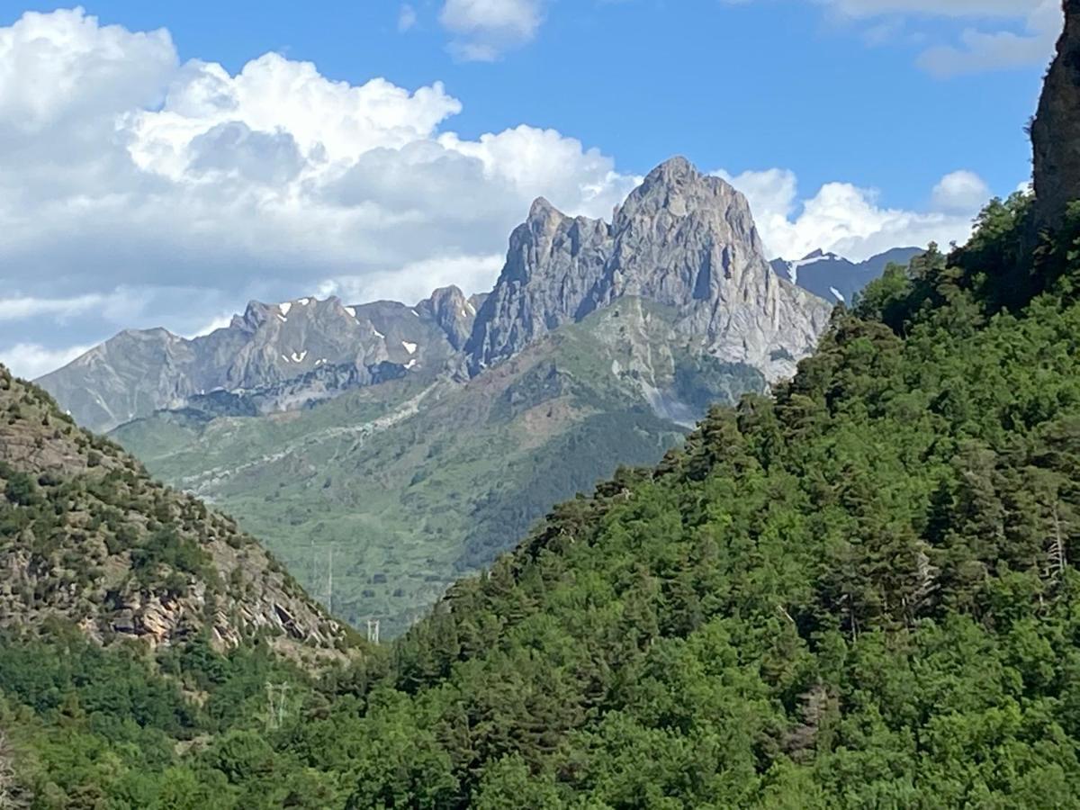 Mirador De Sallent - Piso Con Vistas Sallent de Gállego Eksteriør billede